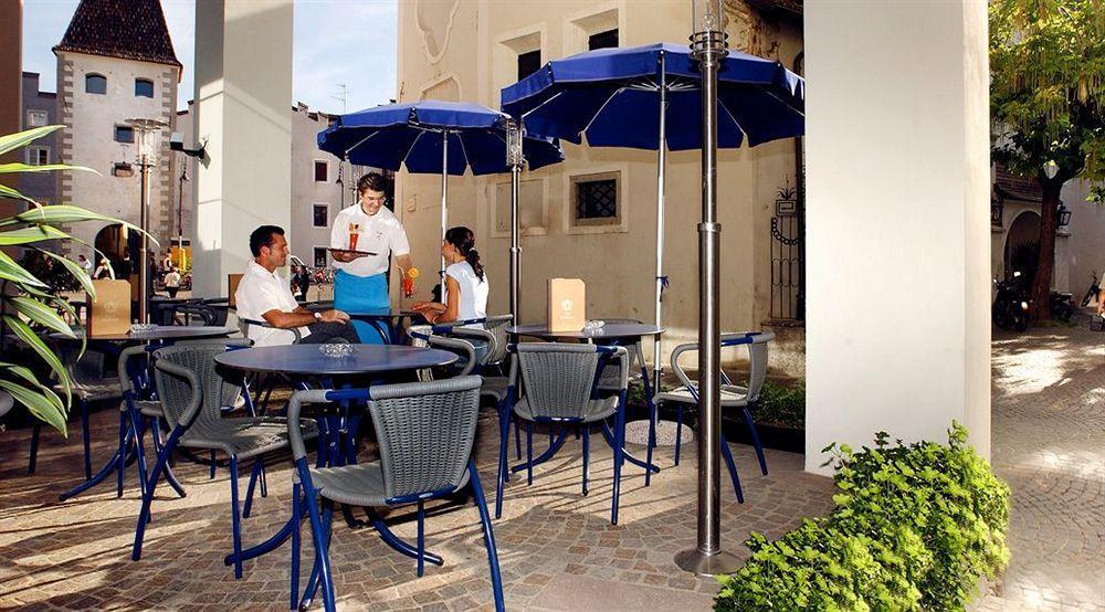 Hotel Krone - Eat, Drink, Stay เบรสซาโนเน ภายนอก รูปภาพ