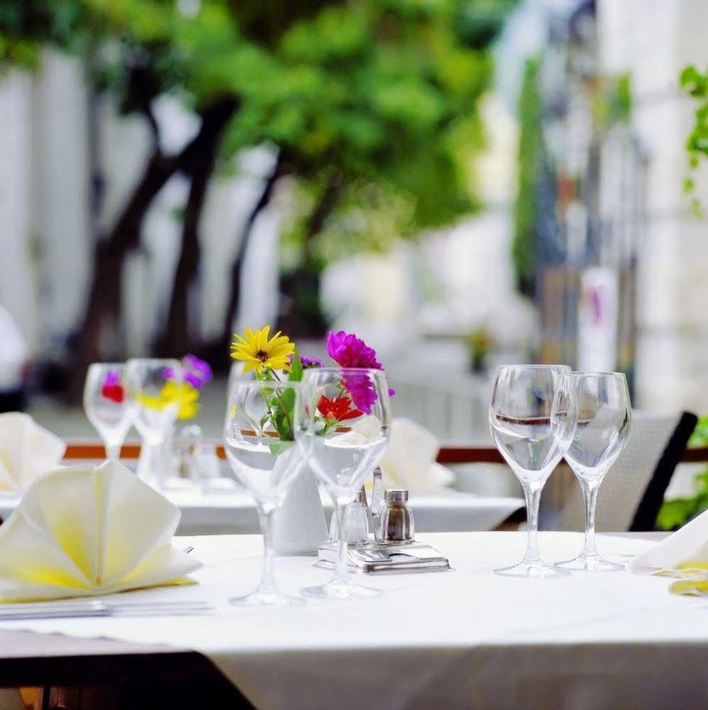 Hotel Krone - Eat, Drink, Stay เบรสซาโนเน ภายนอก รูปภาพ